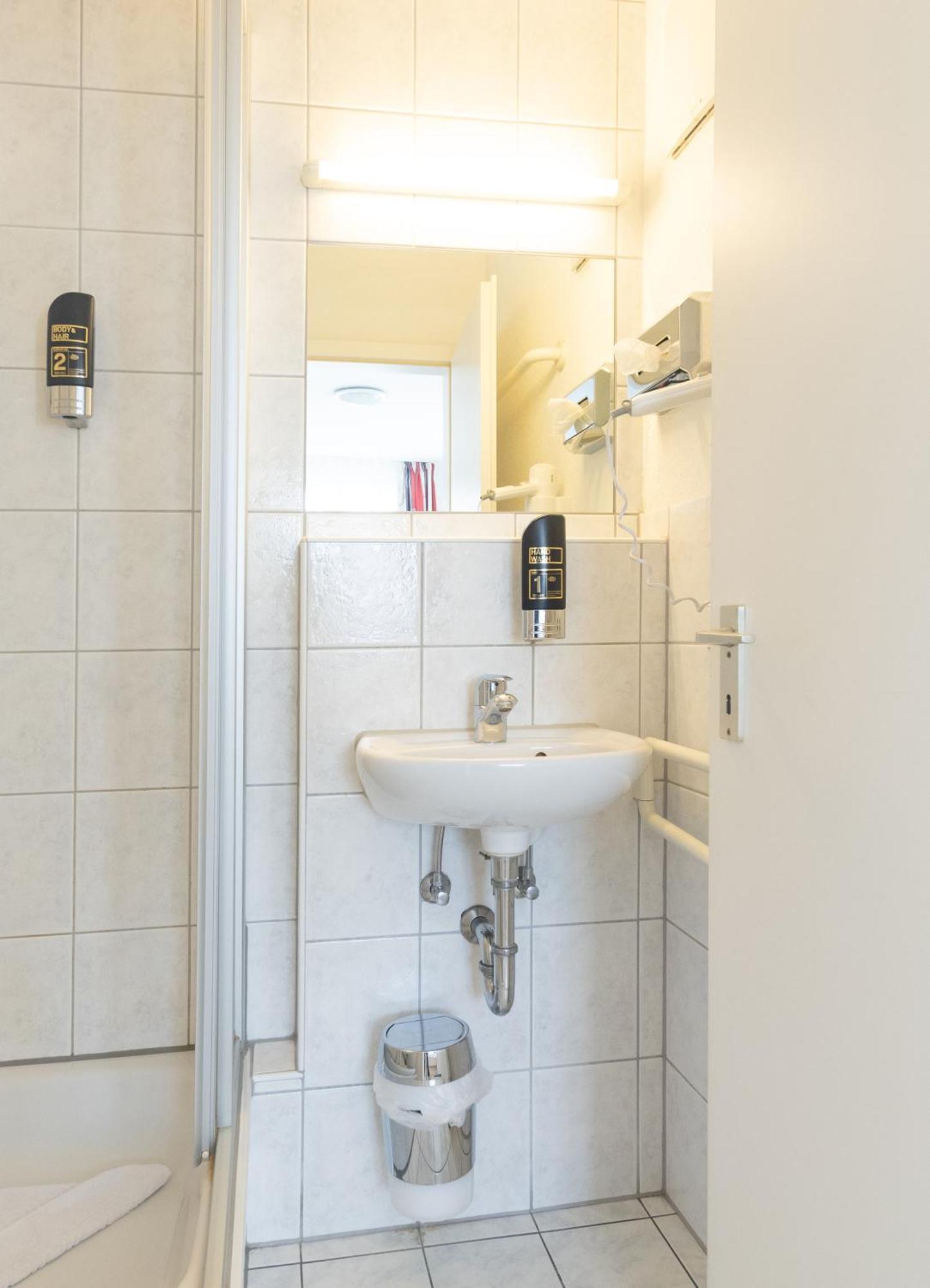 Gasthaus Traube, Ludwigshafen, Bodensee, Seenah Gelegen Бодман-Людвигсхафен Экстерьер фото